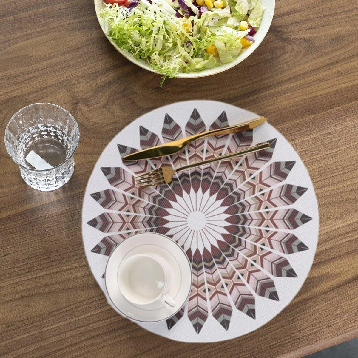 4PCS Bohemian Round Heat Resistant Dine Mat Anti Scalding Western Table Mat Set