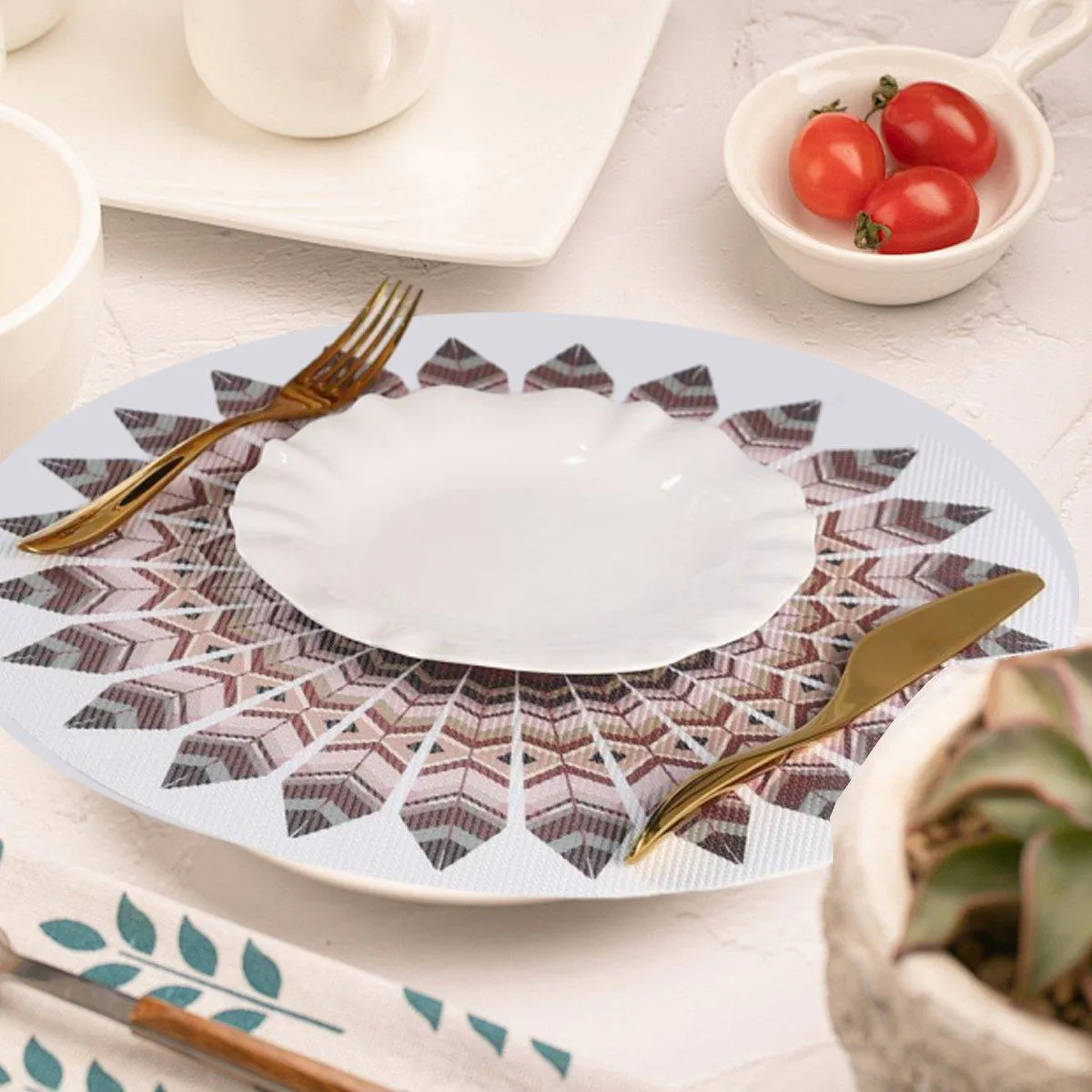4PCS Bohemian Round Heat Resistant Dine Mat Anti Scalding Western Table Mat Set