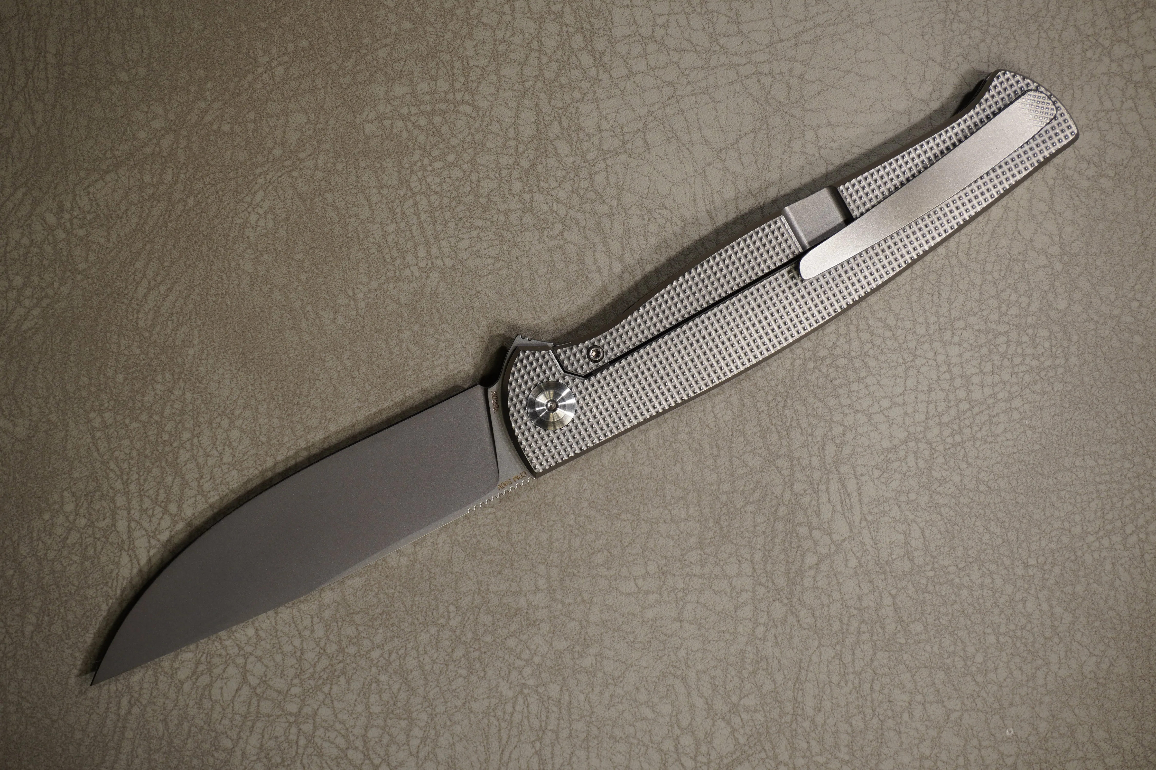 Cheburkov Knife Leader New, Steel S90V, Handle Grey Checkered Titanium