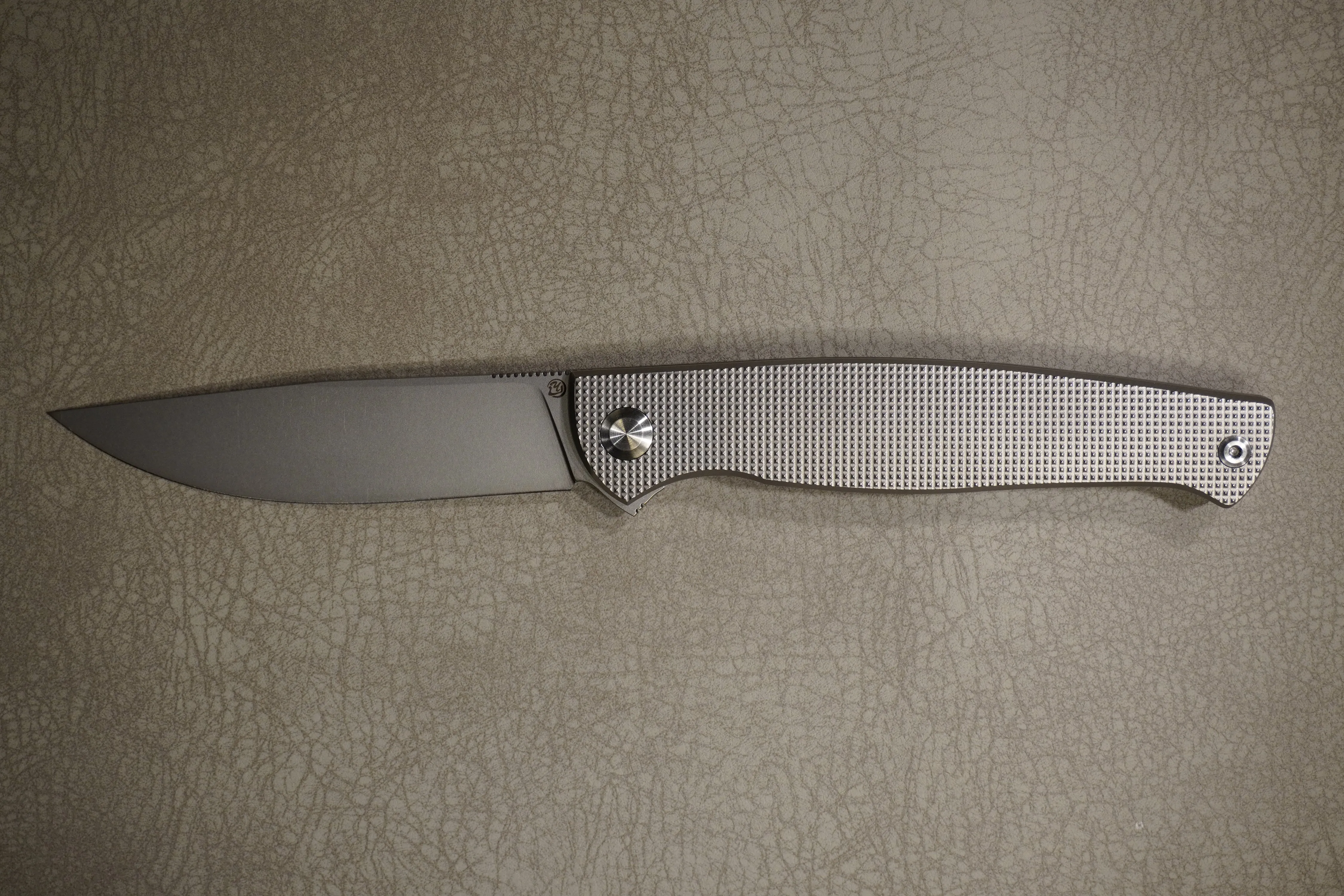 Cheburkov Knife Leader New, Steel S90V, Handle Grey Checkered Titanium