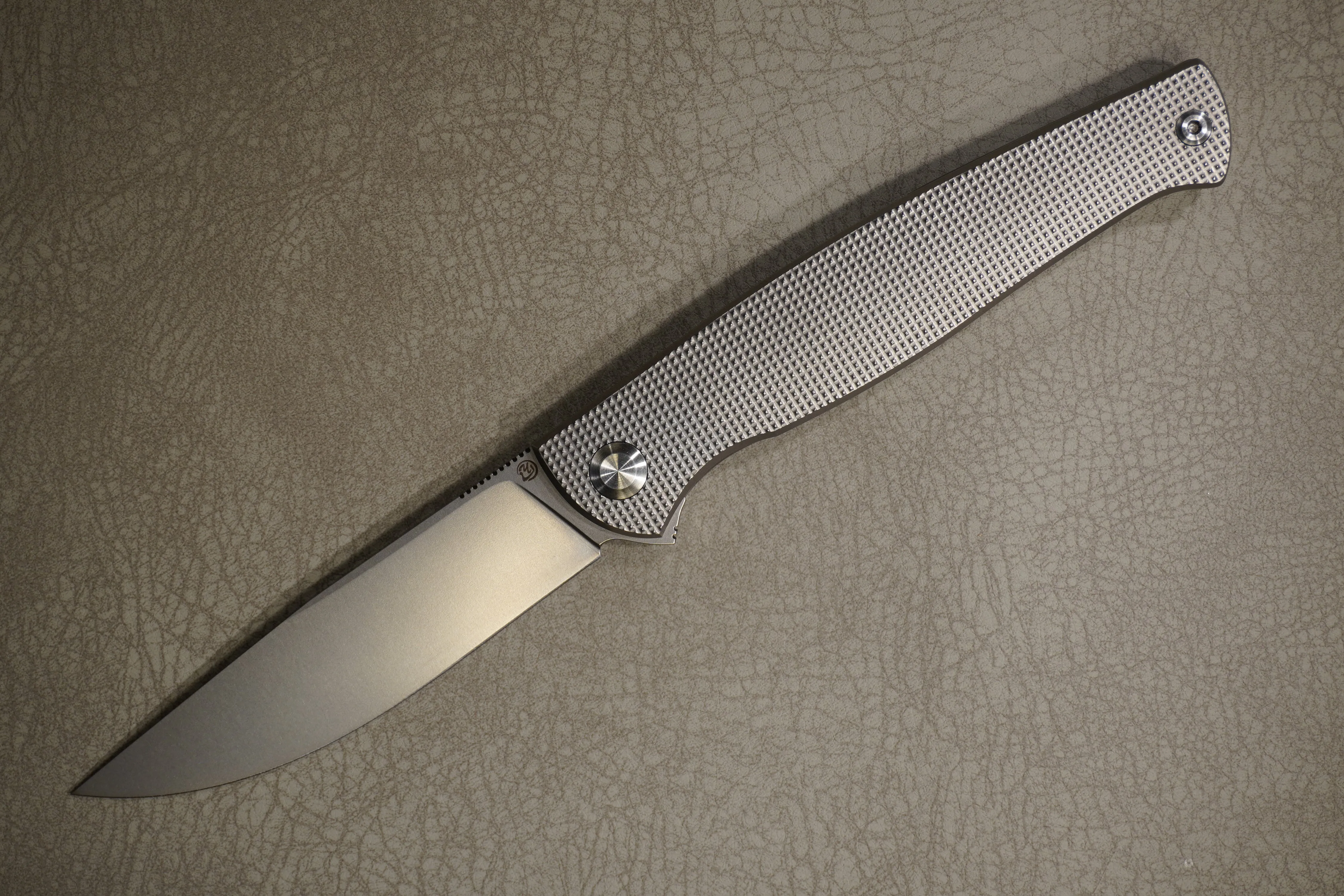 Cheburkov Knife Leader New, Steel S90V, Handle Grey Checkered Titanium