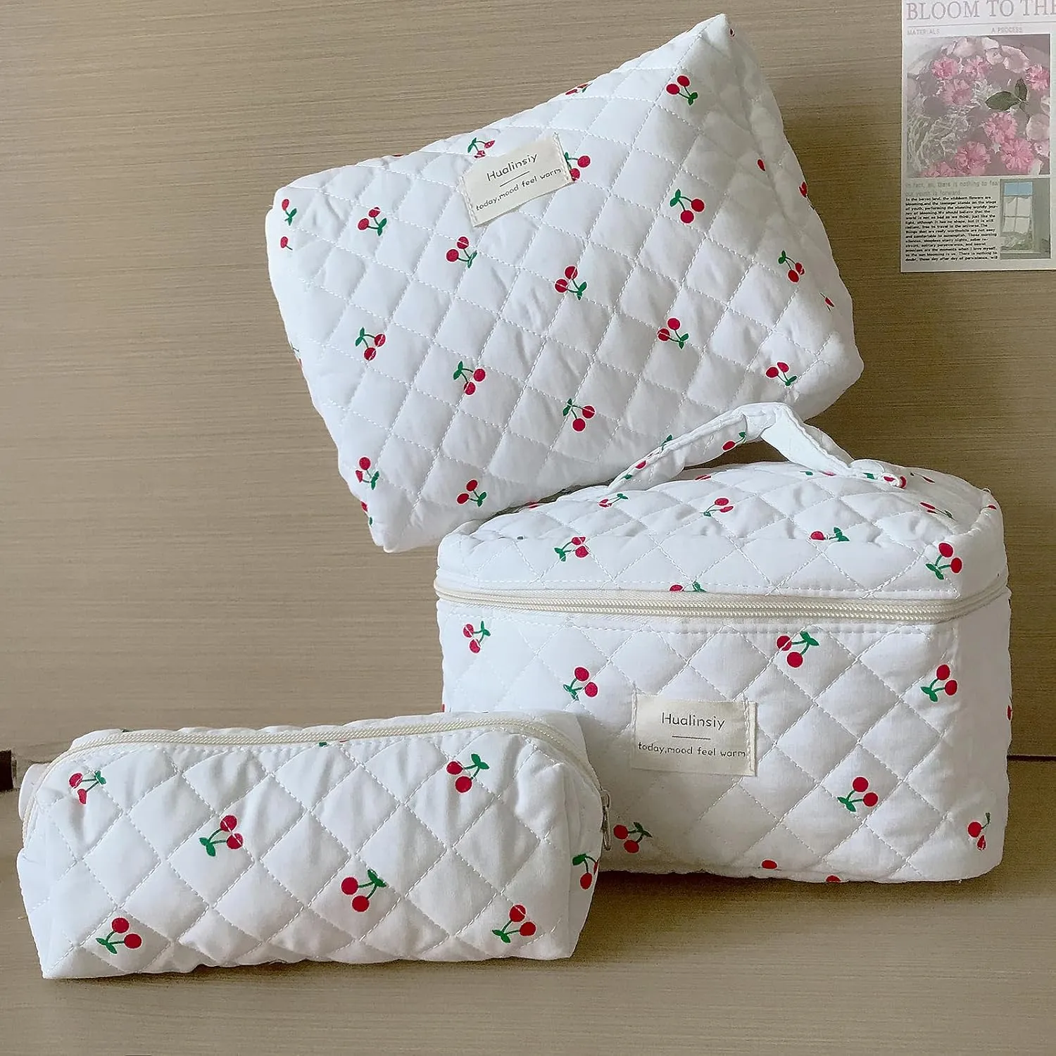 Cherry Makeup Bag Set ， 3 PCS Cute Cherry Bag Set, Travel Toiletry Organizer quilted Bags ，Large Coquette Aesthetic Make Up Cosmetic Bag For Women (white-cherry)
