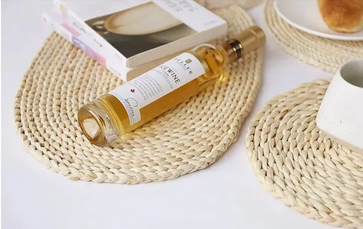 Elegant Bamboo Table Mat Set