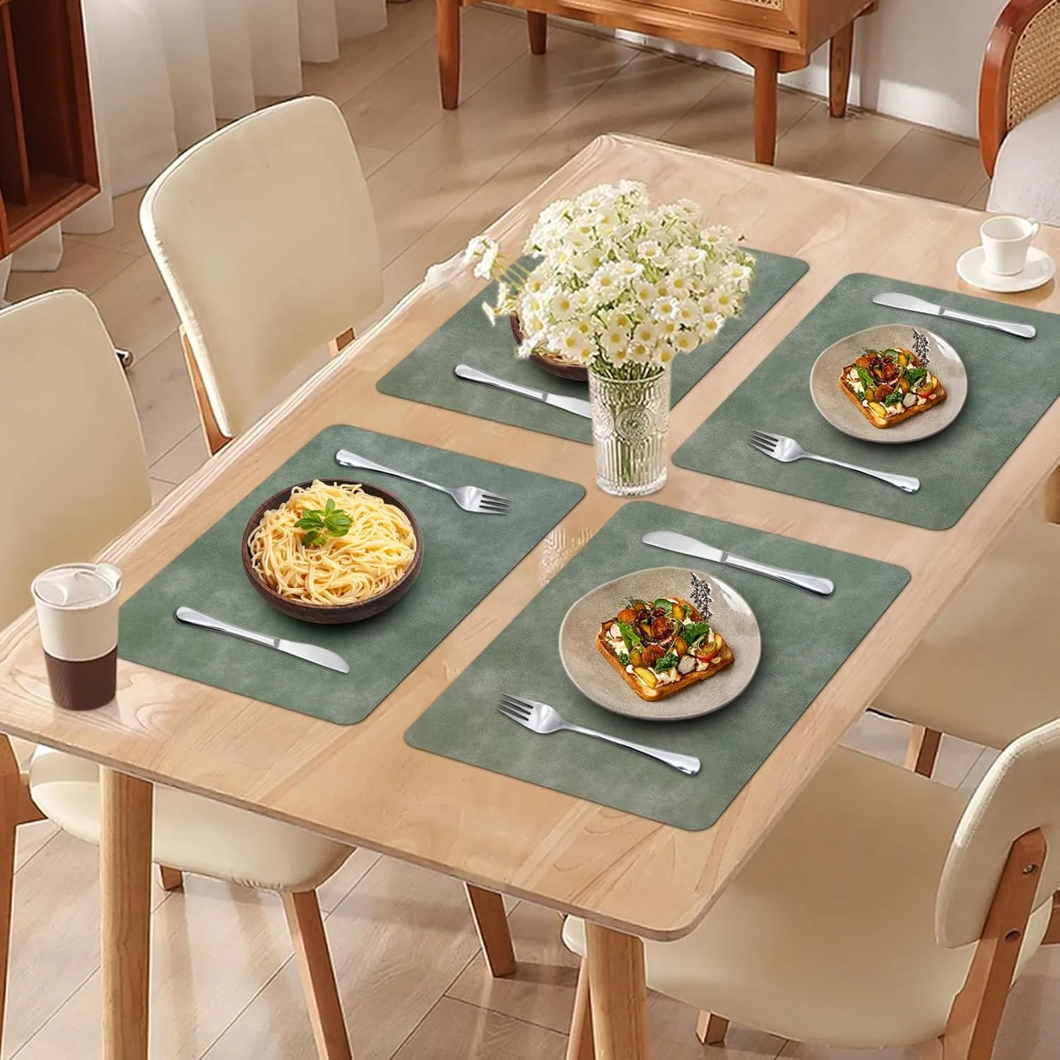 Faux Leather Placemats Set of 4, PU Washed Cowhide Pattern Place Mats Heat Resistant Washable Wipeable Table Mats for Dining Table Outdoor Indoor, Green