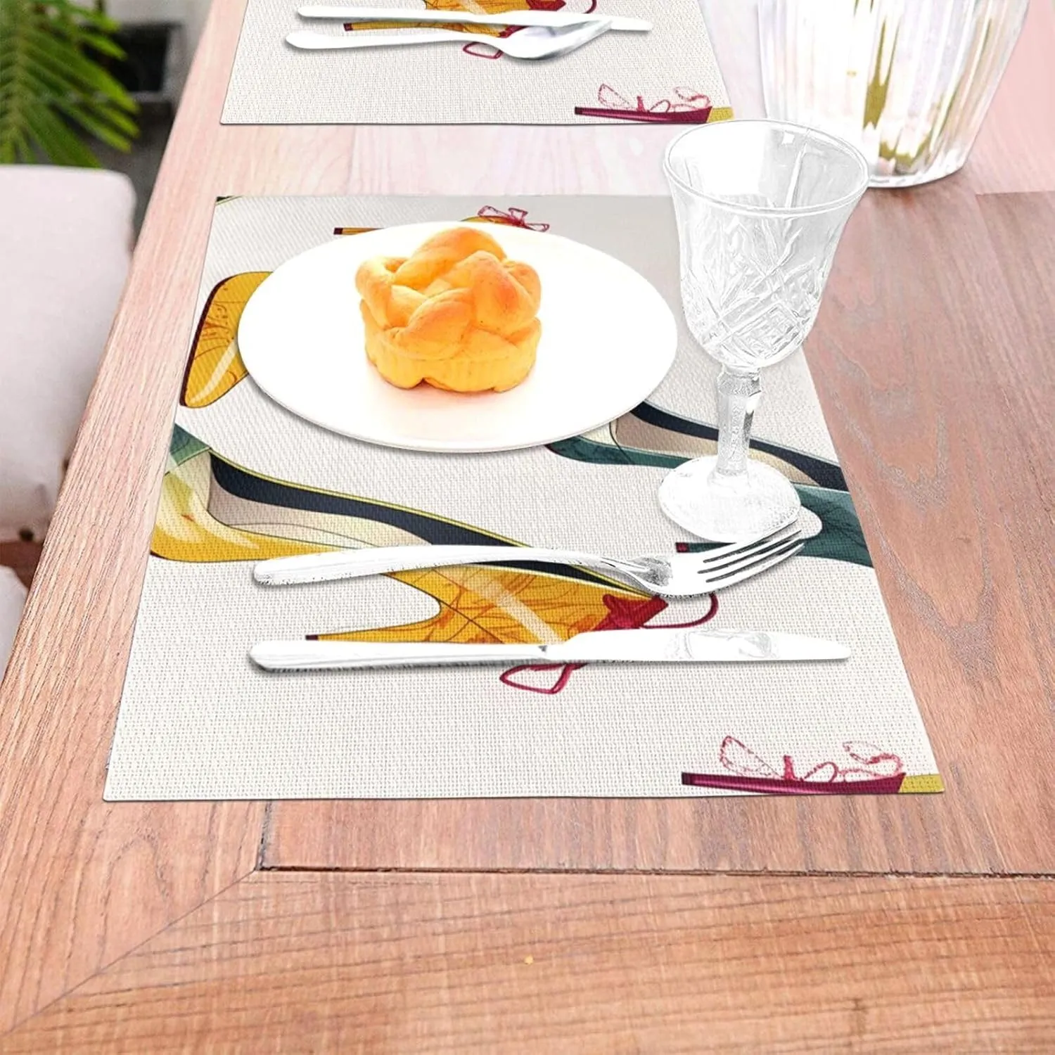 High Heel Shoes Placemats Set of 1 Easy Clean Woven PVC Placemat for Dining Table, Heat Resistant Non-Slip Place Mats Wipeable Indoor Outdoor Table Mats 12x18 Inch