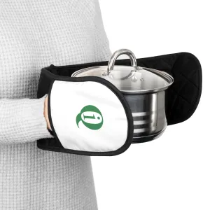 IQ Fashion | Oven Mitts