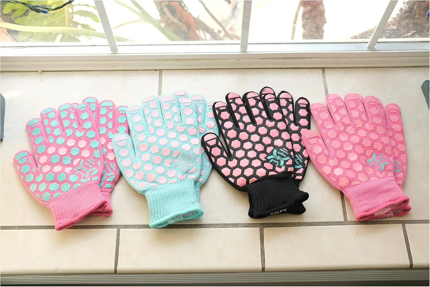 J H Heat Resistant Oven Glove: EN407 Certified 932 °F BBQ & Oven Mitts for Grlling, Baking, Kitchen, Camping,Fireplace Indoor&Outdoor 1 Pair