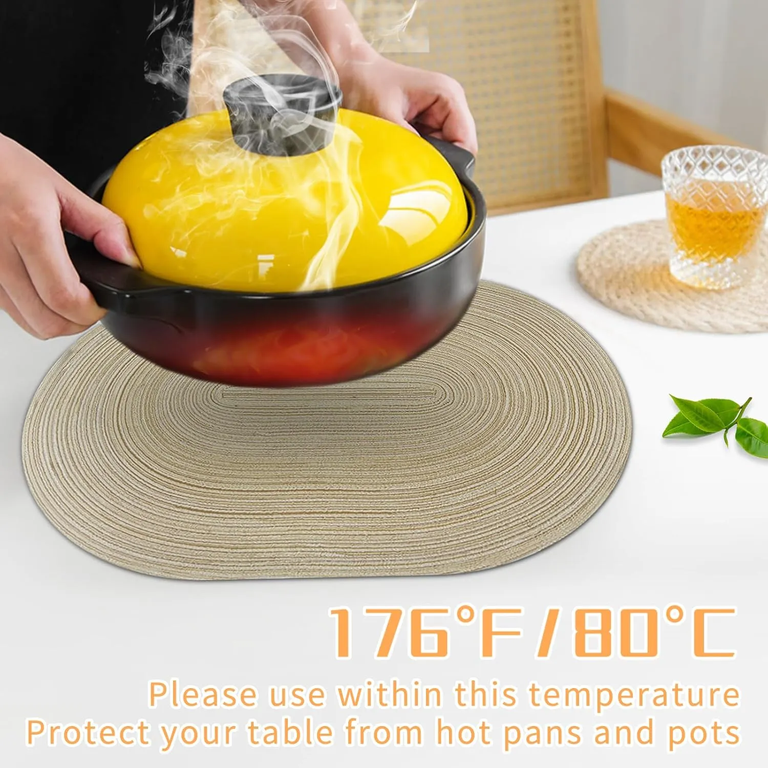 JeogYong Oval Placemats Set of 6 Washable Placemats Woven Placemats 14 x 20 Inch Oval Heat-Resistant Table Mats for Dining Tables, Indoor & Outdoor Decorations (Green)