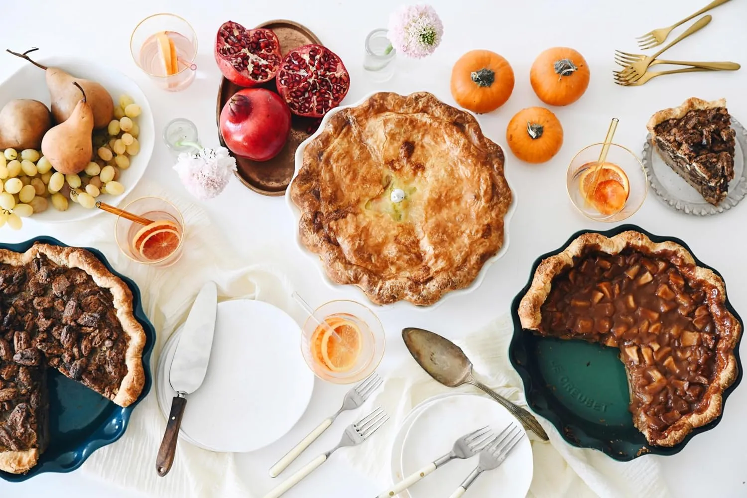 Le Creuset Stoneware 9" Heritage Pie Dish, Caribbean