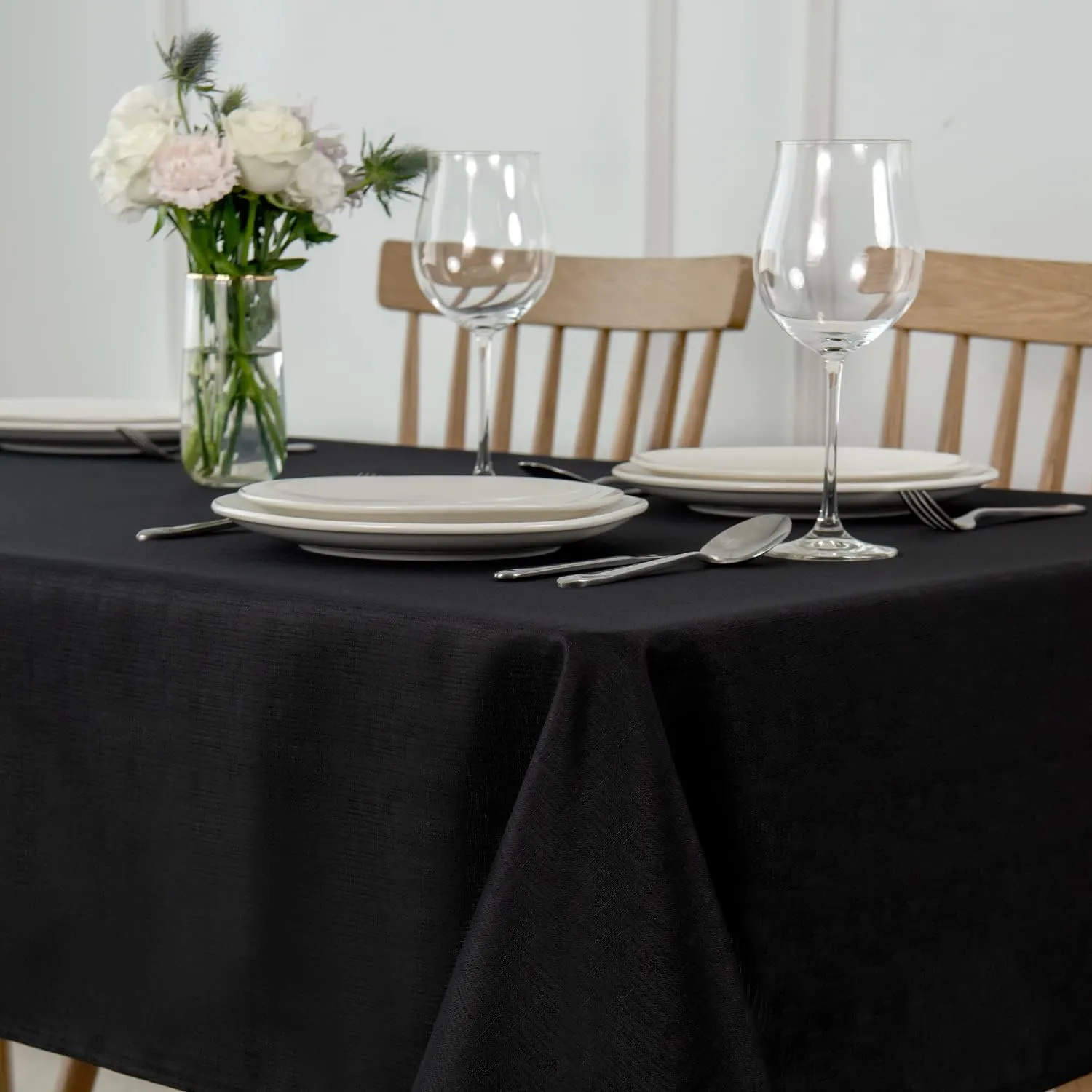 maxmill Square Tablecloth Slubby Texture Stain Resistant Waterproof Wrinkle Resistant Soft Table Cloth, Decorative Fabric Table Cover for Dining Room Dinner and Parties, 52 x 52 Inch, Black
