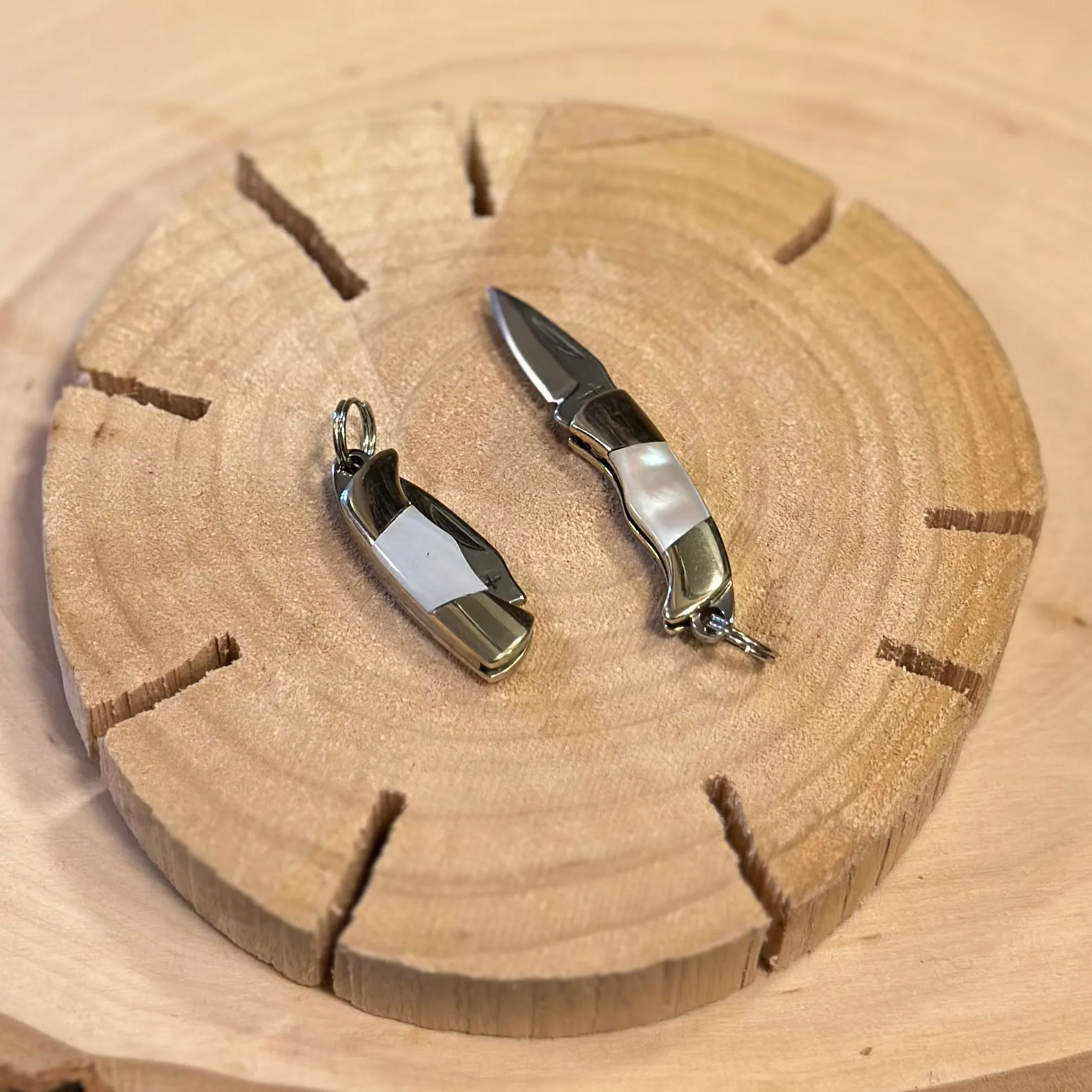 Mini Shell Pocket Knife Charms