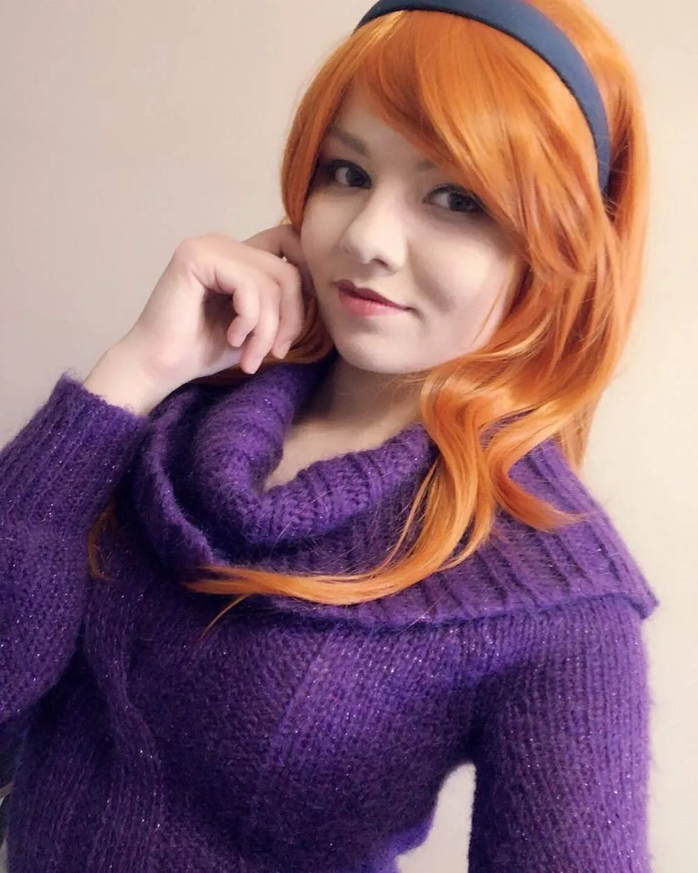 morvally 23" Long Wig Big Wavy Heat Resistant Synthetic Straight Hair with Bangs for Cosplay Costume Halloween Party (2735# Ginger Orange)
