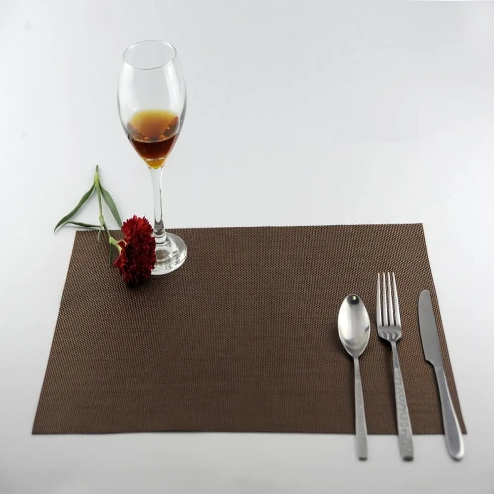 Place Mmats for Table，Placemats, Placemats Non Slip Placemats for Dining Table Set of 6,Easy to Clean,Heat-Resistant Eco Friendly Washable Kitchen Dinner Mats,Rectangle Wipeable Table Mats(Brown)
