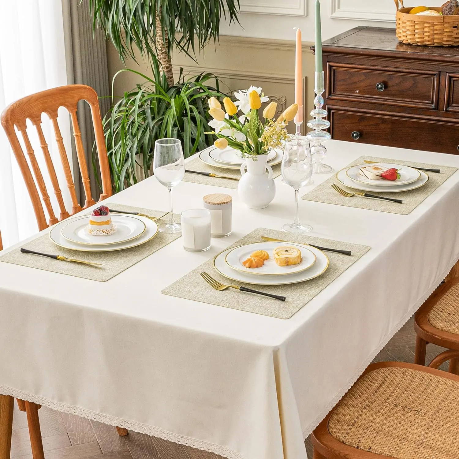 Romanstile Vinyl Placemats Set of 8-12 X 18 Inch - Heat Resistant Place Mats 100% Waterproof Oilproof Wipeable Reversible Faux Leather Table Mats for Kitchen/Dining/Party/Outdoor, Beige