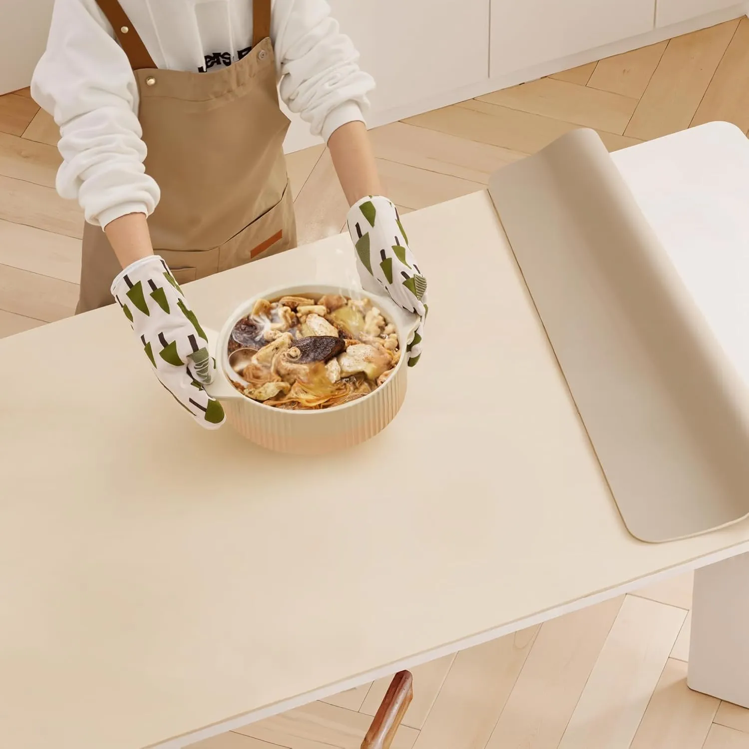 Super Wipe Clean 36"x60" Heat Resistant Table Pad Cover for Rectangular Dining Tables - Silicone Leather Table Protector, Waterproof Stain-Resistant Table Pads (Beige & Cream 36" x 60")