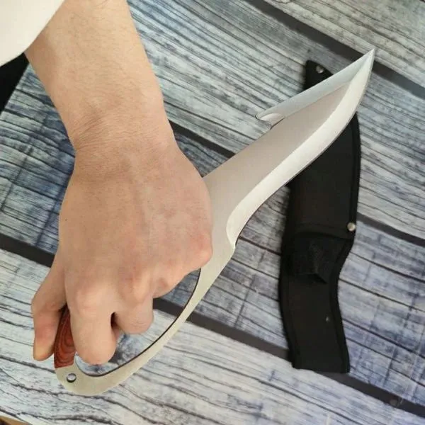 TACTICAL TRENCH KNIFE CROSS DAGGER