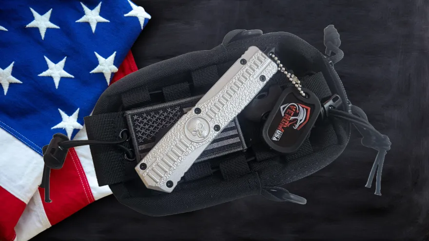 Venom Death Skull Automatic OTF Knife- Silver (Black Tanto 3.4")